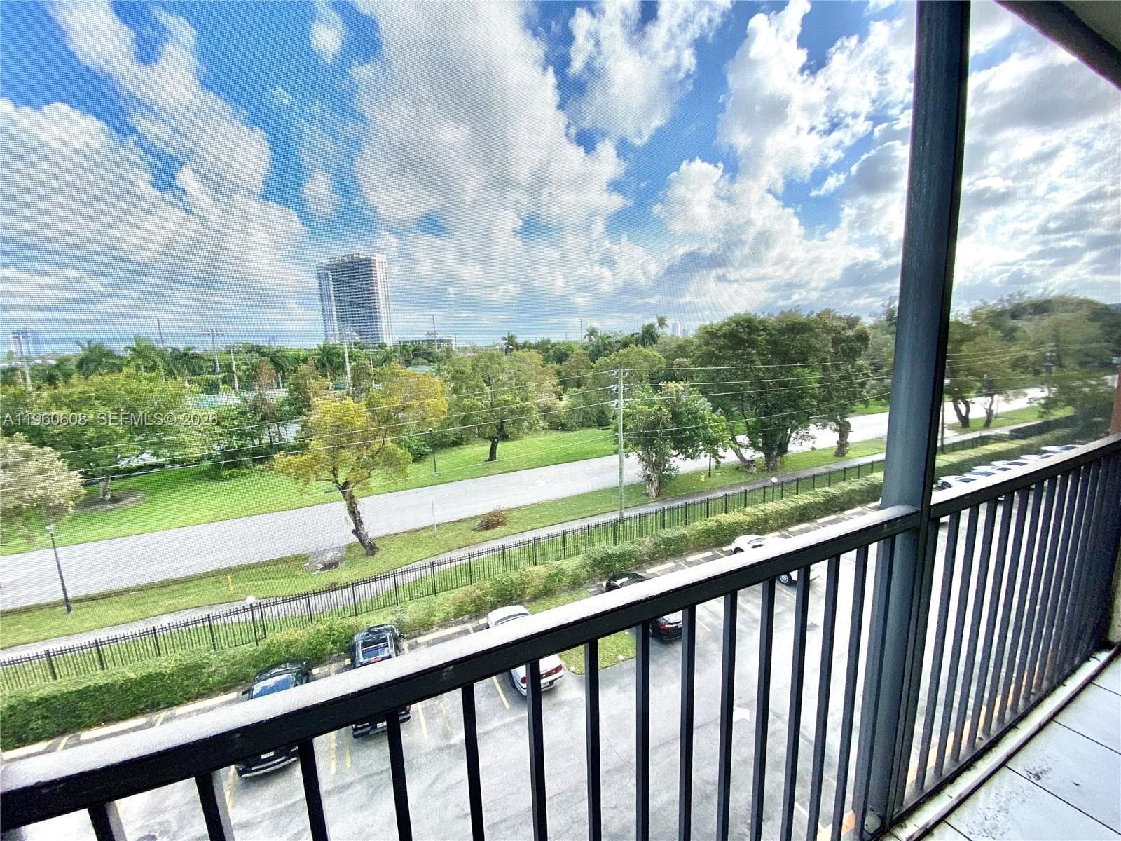 WOODSIDE APTS CONDO · #A536 in North Miami Beach - Photo 18