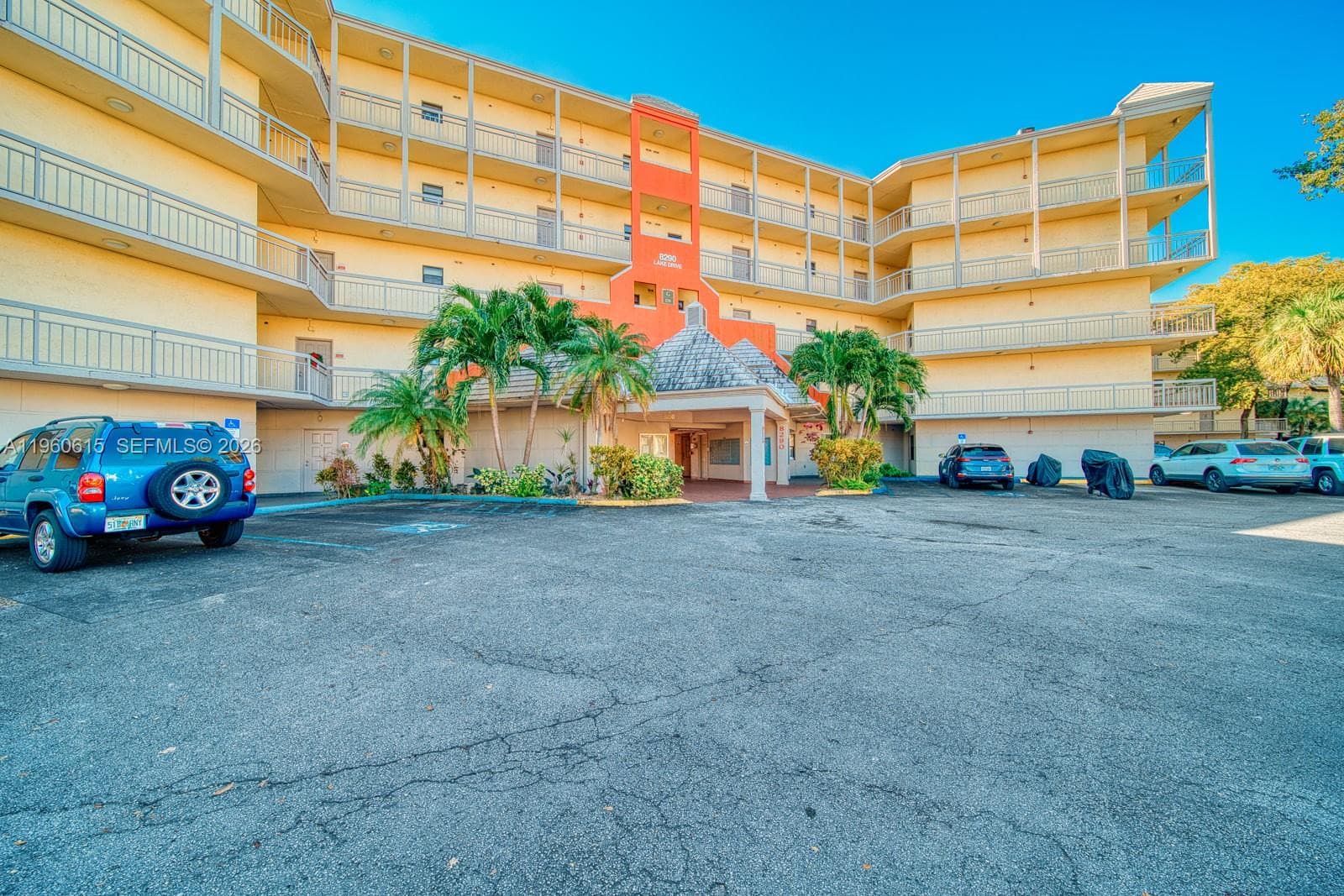LAS VISTAS AT DORAL · #236 in Doral - Photo 8