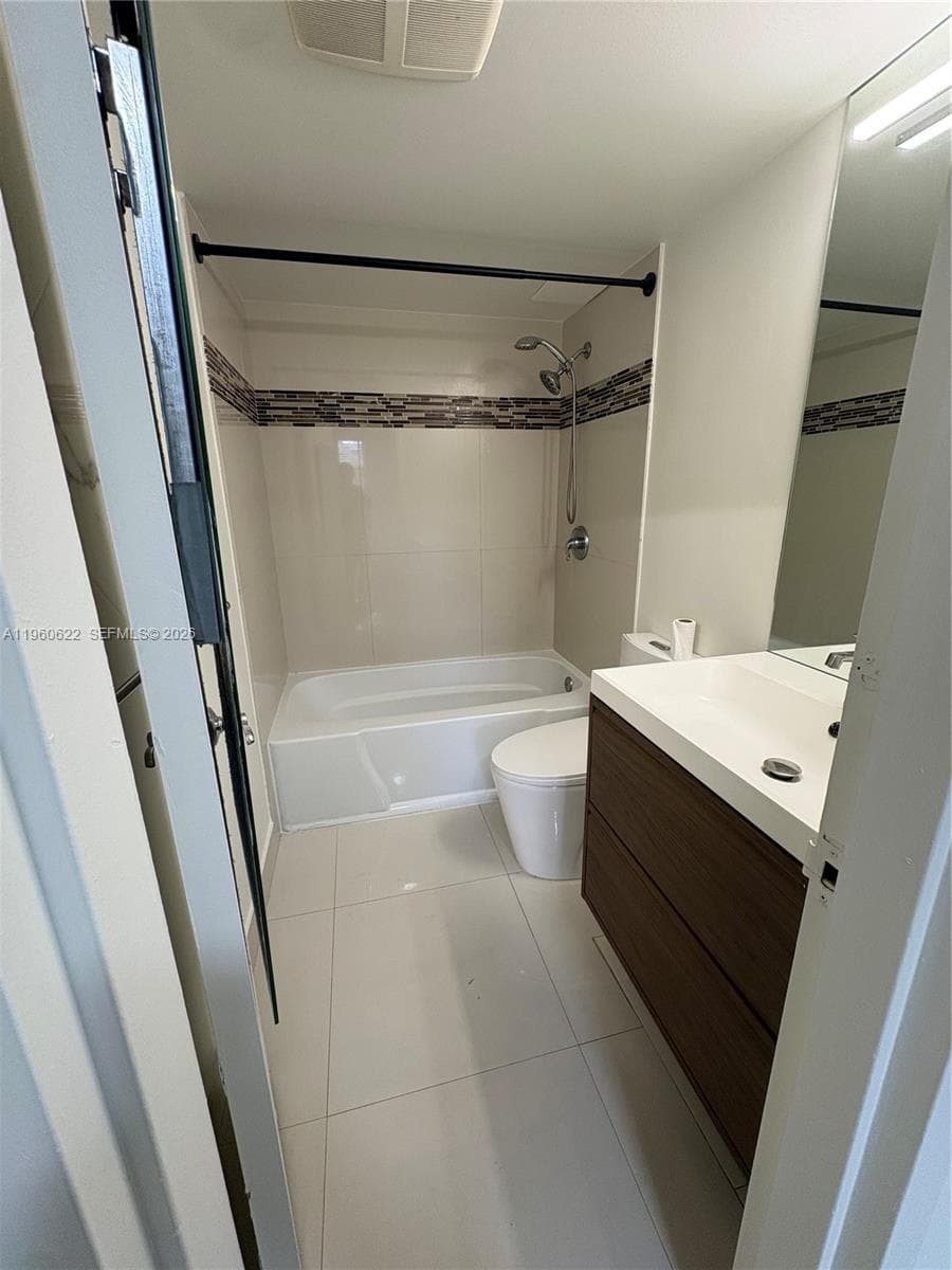 BAYVIEW PALMS CONDO · #313 in North Miami - Photo 8