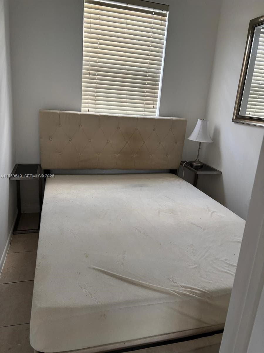 BAY DRIVE CONDO · #13 in Miami Beach - Photo 18