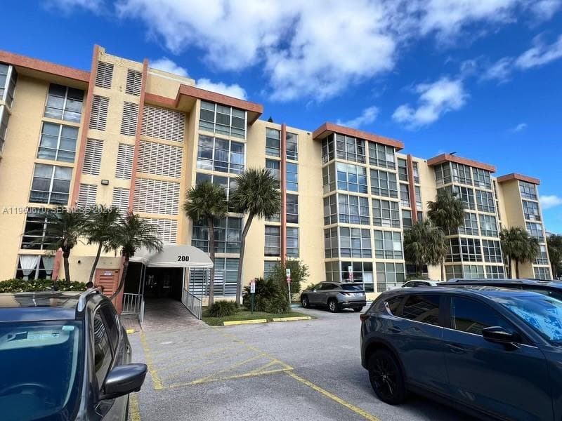 AVILA SOUTH CONDO · #416 in Sunny Isles Beach - Photo 2