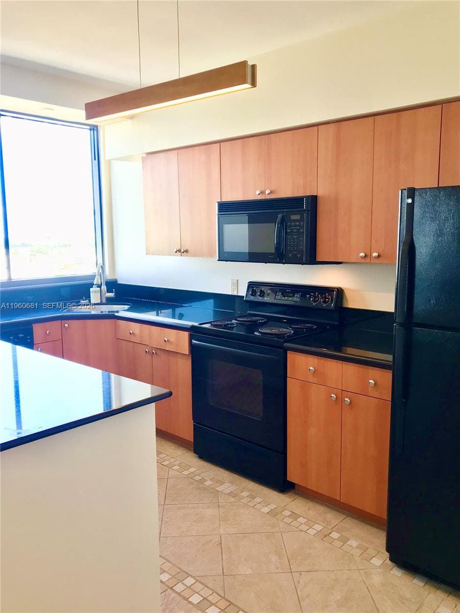 THE WAVERLY AT SOUTH BEAC · #2311 in Miami Beach - Photo 2