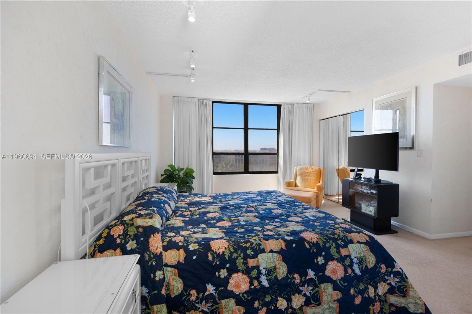 OLYMPUS CONDO · #411 in Hallandale Beach - Photo 21