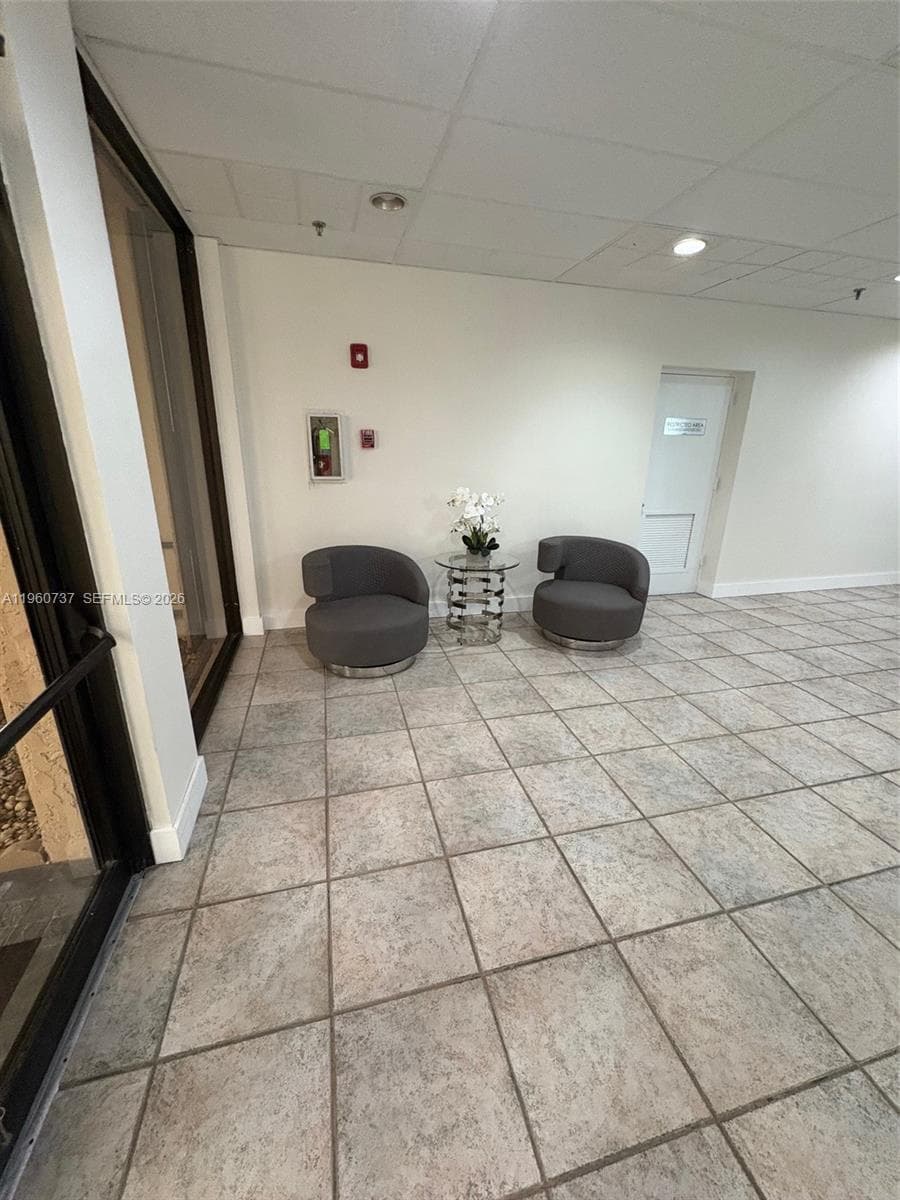 CHANTILLY CONDO · #702 in Miami - Photo 6