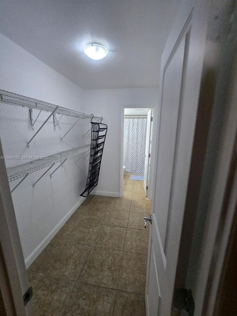 Bayview Palms Condo · #128 in North Miami - Photo 13
