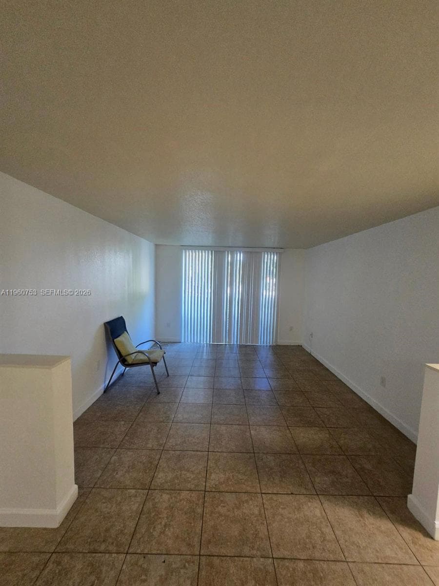 Bayview Palms Condo · #128 in North Miami - Photo 4