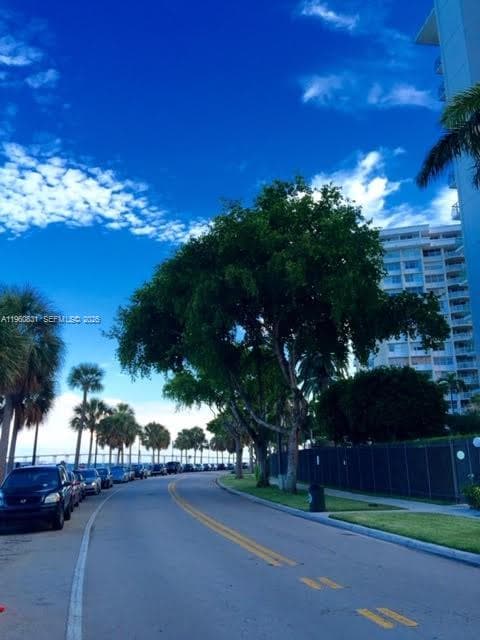 BRICKELL BAY TOWER CONDO · #1217 in Miami - Photo 17