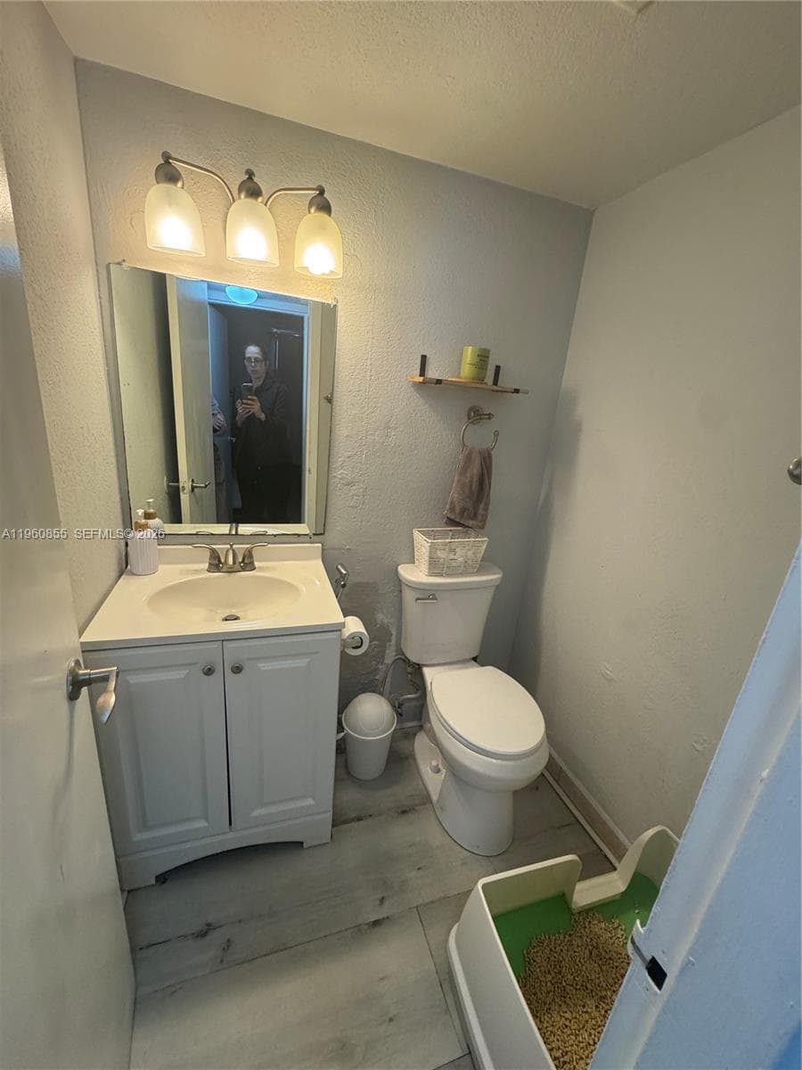 BAYVIEW PALMS CONDO · #510 in North Miami - Photo 6