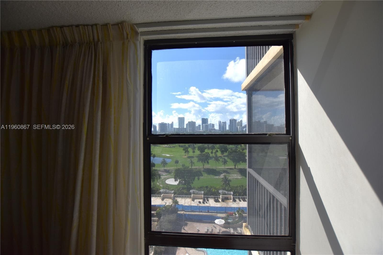 CORONADO CONDO · #1425 in Aventura - Photo 17