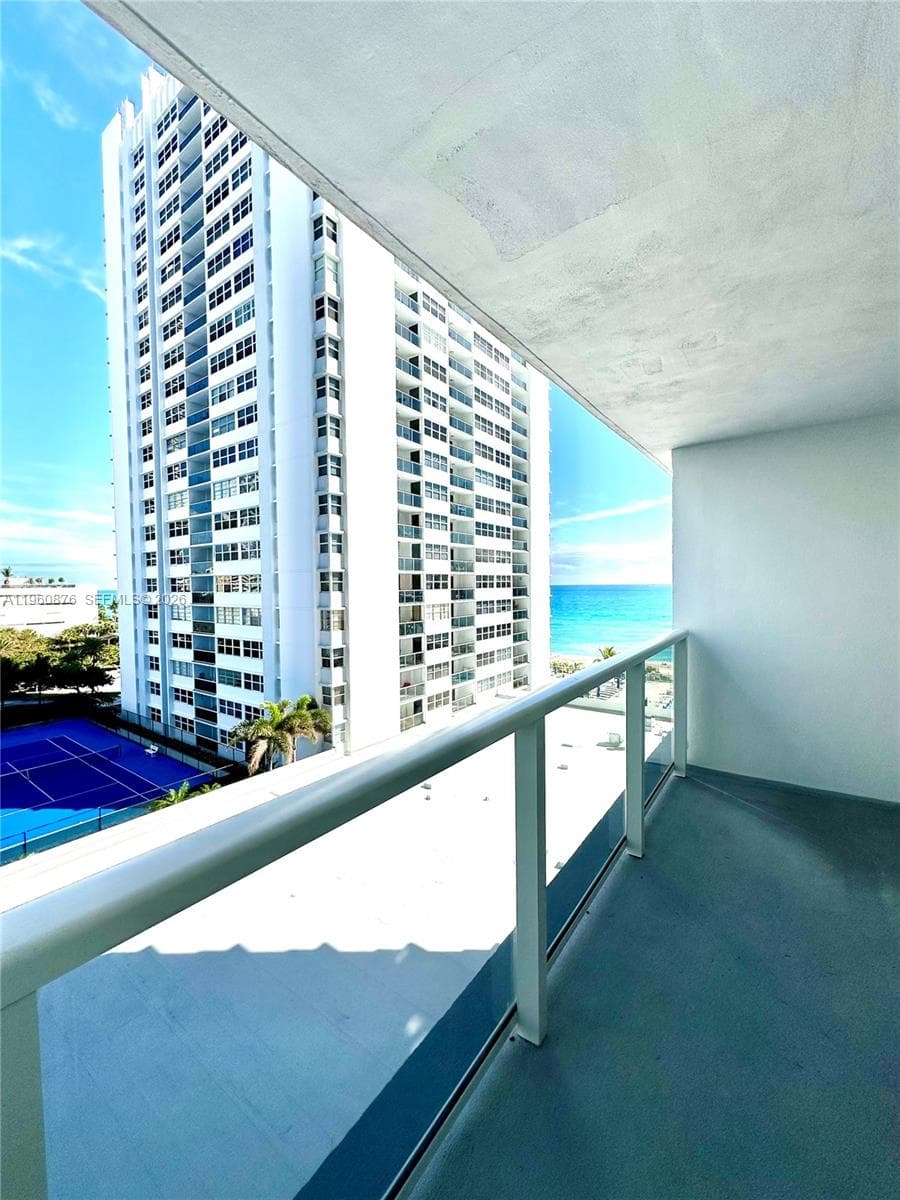 LA MER · #701 in Hallandale Beach - Photo 57