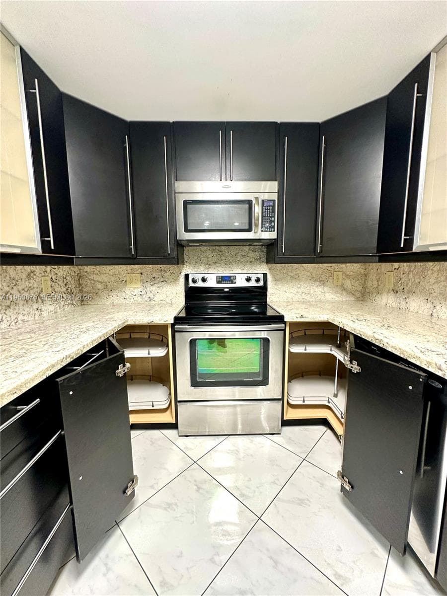 LA MER · #701 in Hallandale Beach - Photo 8