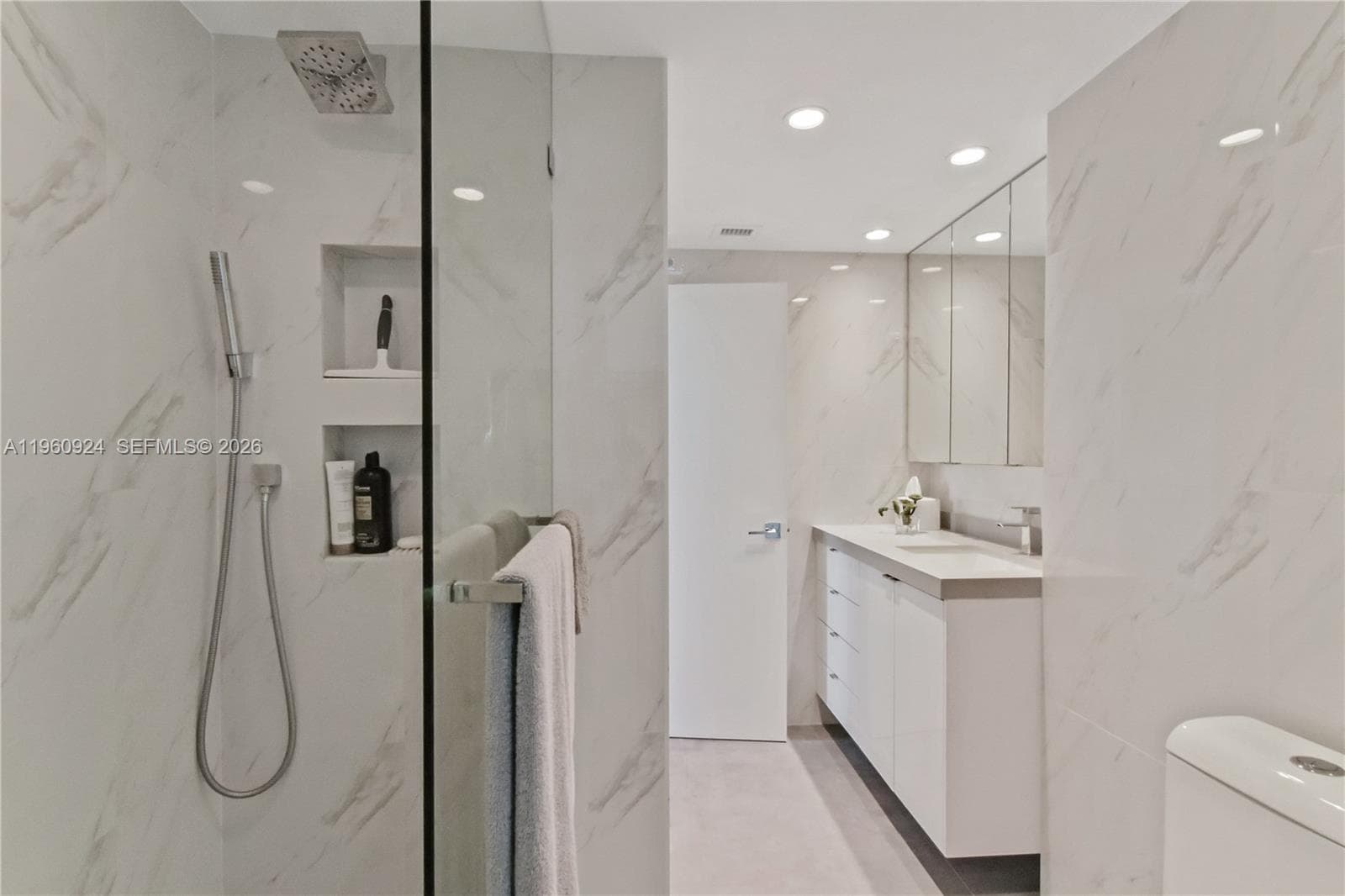 SOUTH BAY CLUB CONDO · #421 in Miami Beach - Photo 10
