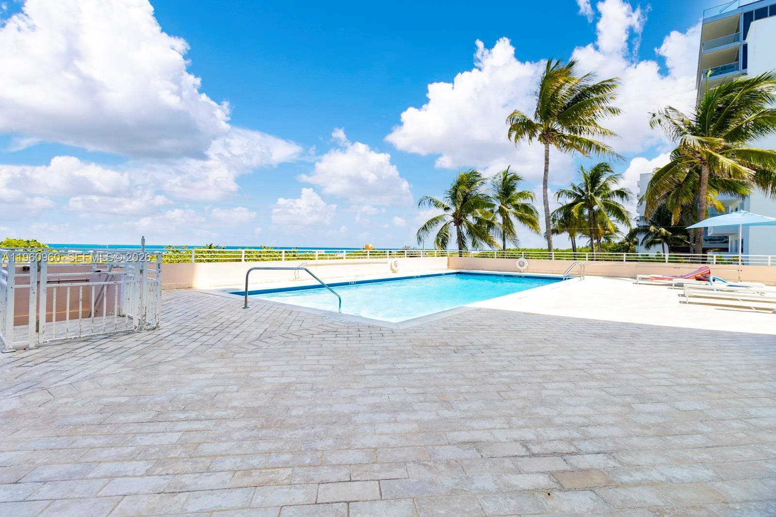 OCEAN POINT CONDO · #819 in Miami Beach - Photo 20