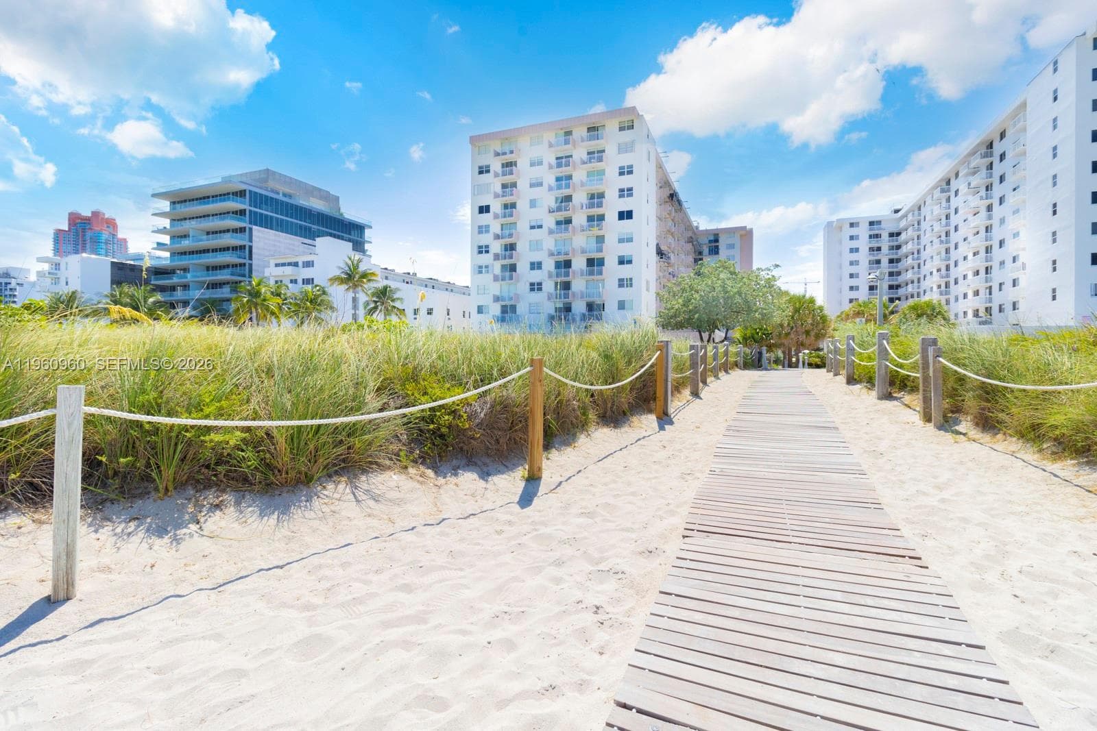 OCEAN POINT CONDO · #819 in Miami Beach - Photo 19
