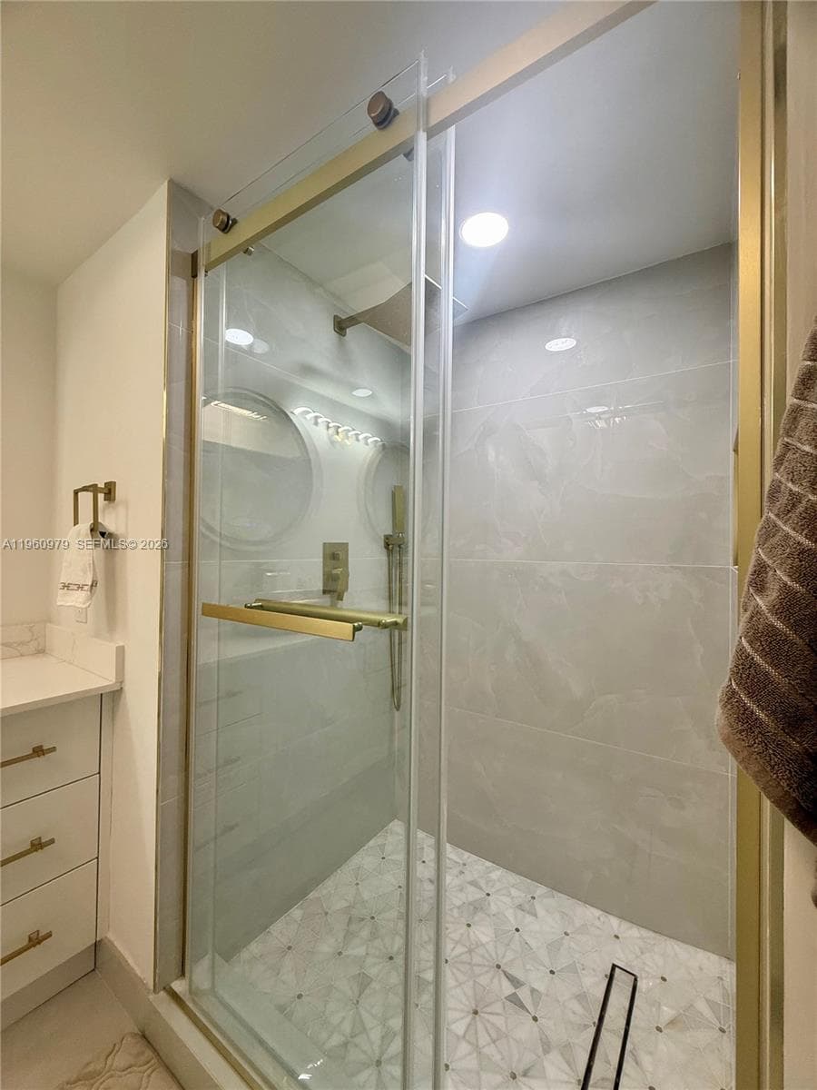 1000 ISL BLVD WILLIAMS IS · #2312 in Aventura - Photo 40