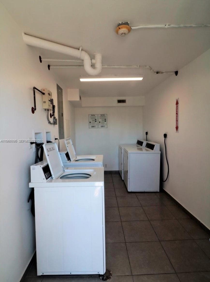 ISLAND SHORES CONDO · #707 in North Miami Beach - Photo 9