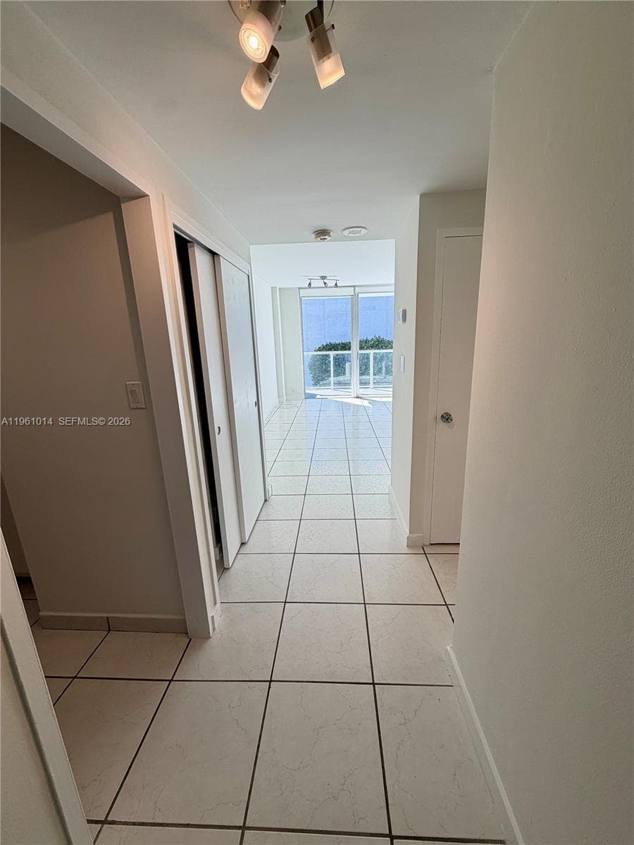 BAY PARK TOWERS CONDO · #509 in Miami - Photo 2