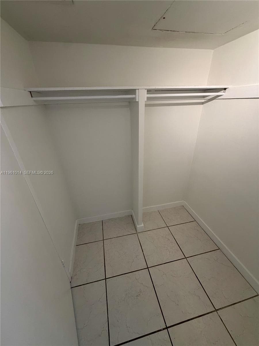 BAY PARK TOWERS CONDO · #509 in Miami - Photo 6