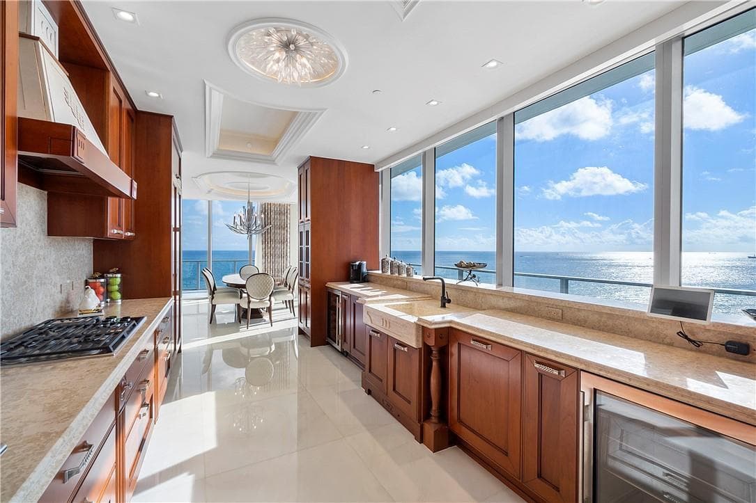CUSTOM DESIGNED KITCHEN