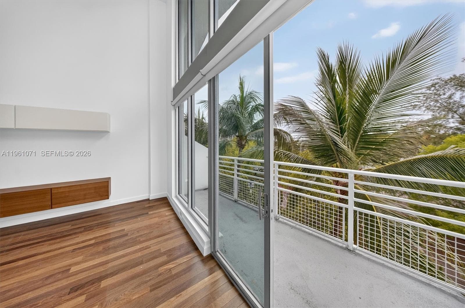ABSOLUT CONDO · #LP-4 in Miami Beach - Photo 18