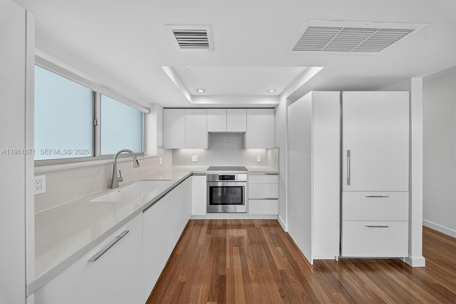 ABSOLUT CONDO · #LP-4 in Miami Beach - Photo 8