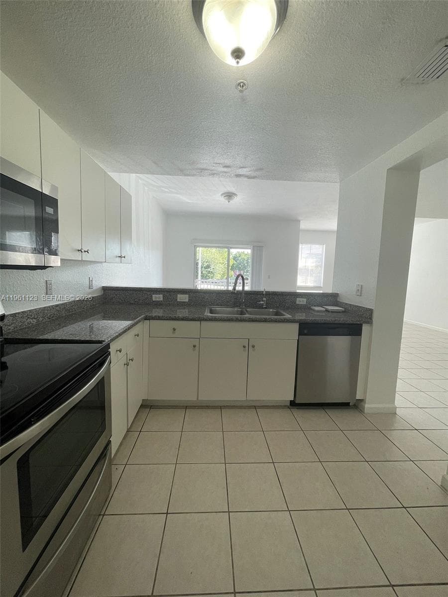 PROMENADE SHORES AT DORAL · #203 in Doral - Photo 4