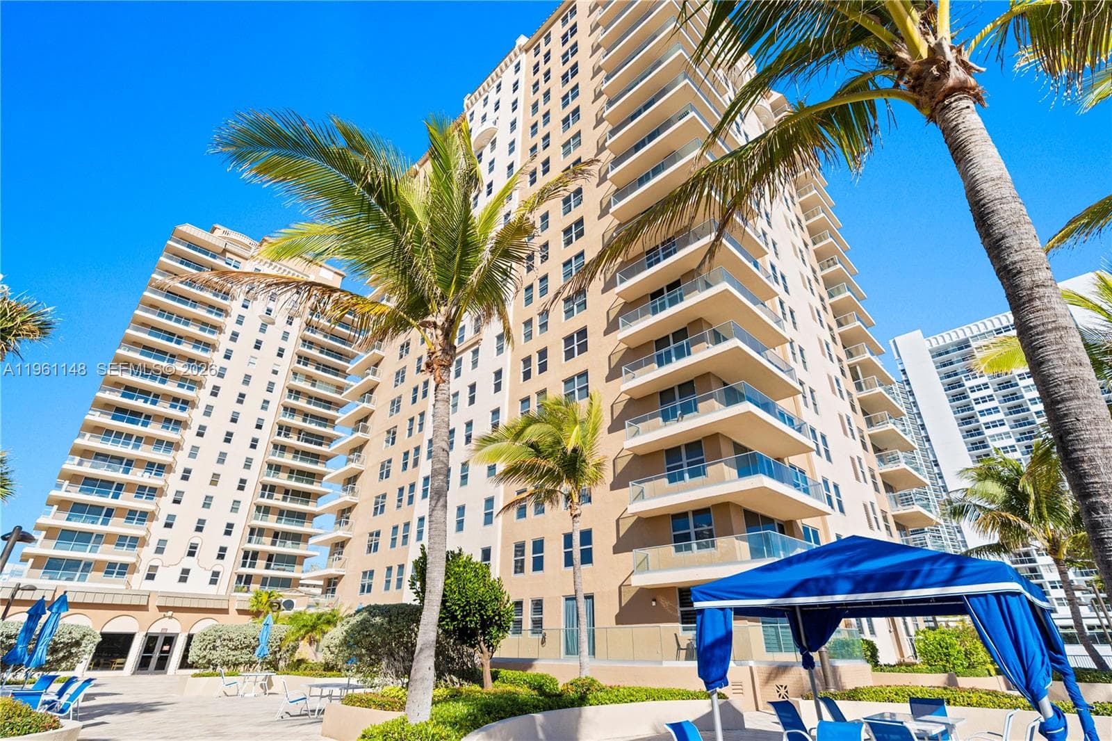 MALAGA TOWERS CONDO · #17D in Hallandale Beach - Photo 56