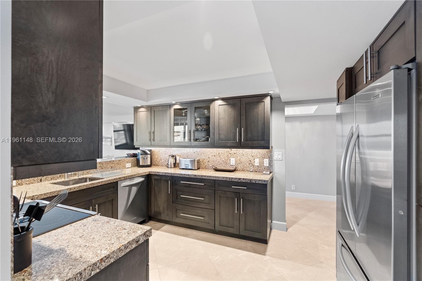 MALAGA TOWERS CONDO · #17D in Hallandale Beach - Photo 9