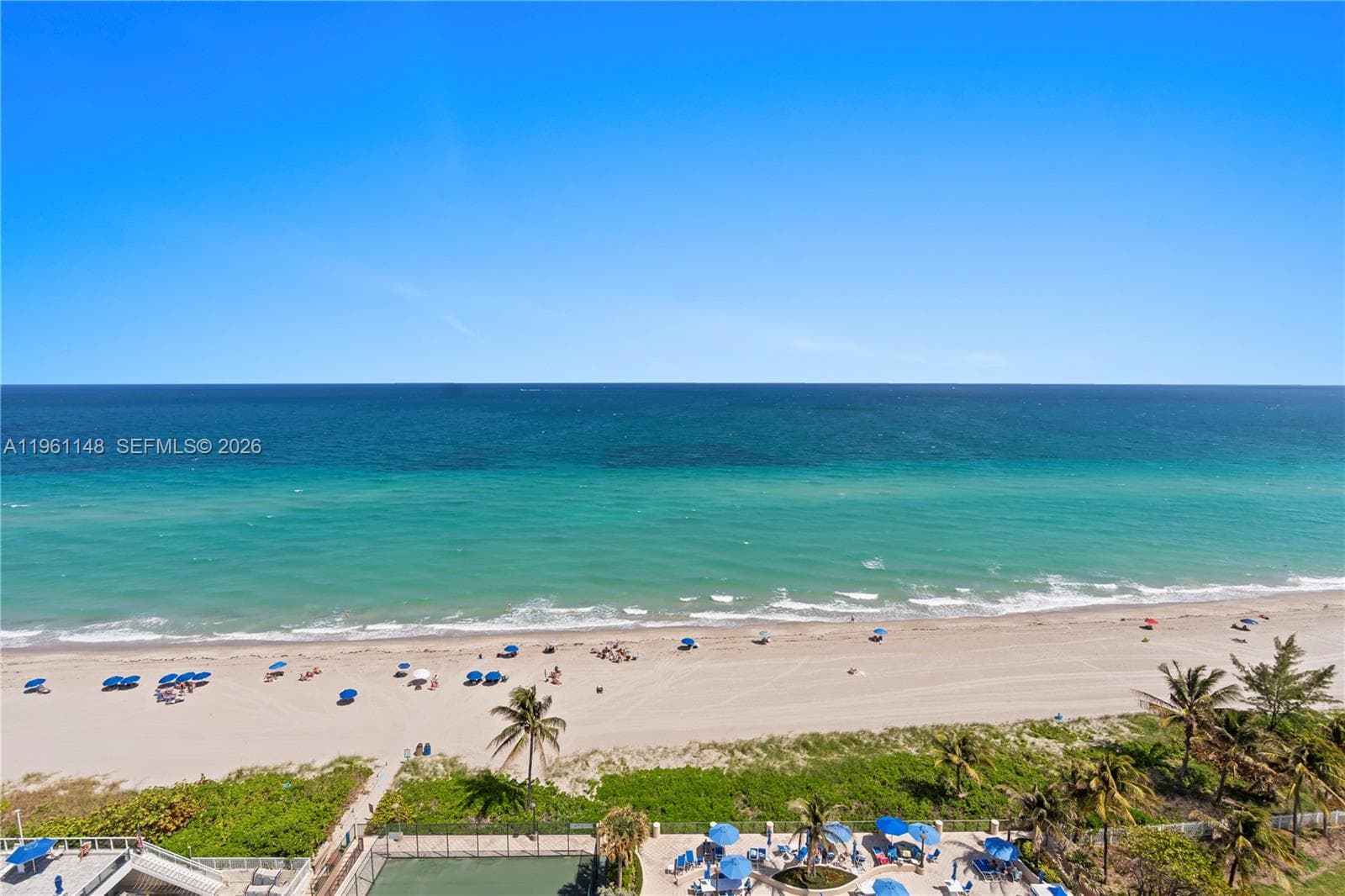 MALAGA TOWERS CONDO · #17D in Hallandale Beach - Photo 24