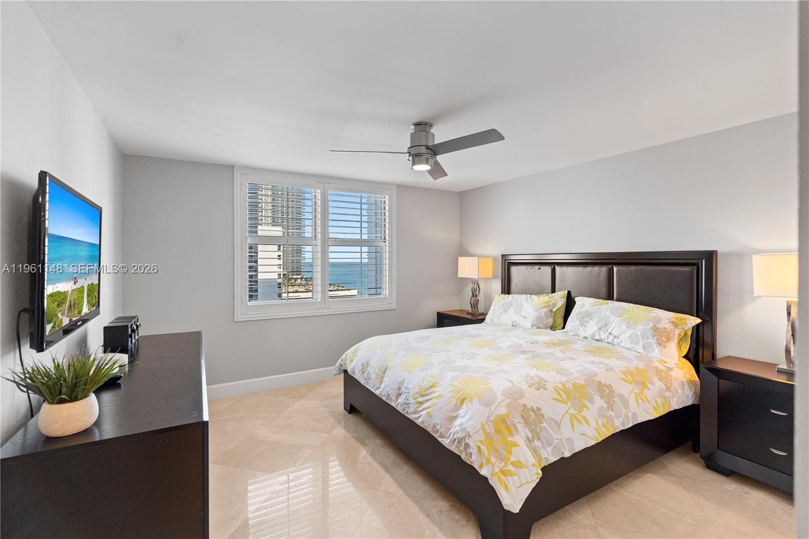 MALAGA TOWERS CONDO · #17D in Hallandale Beach - Photo 15