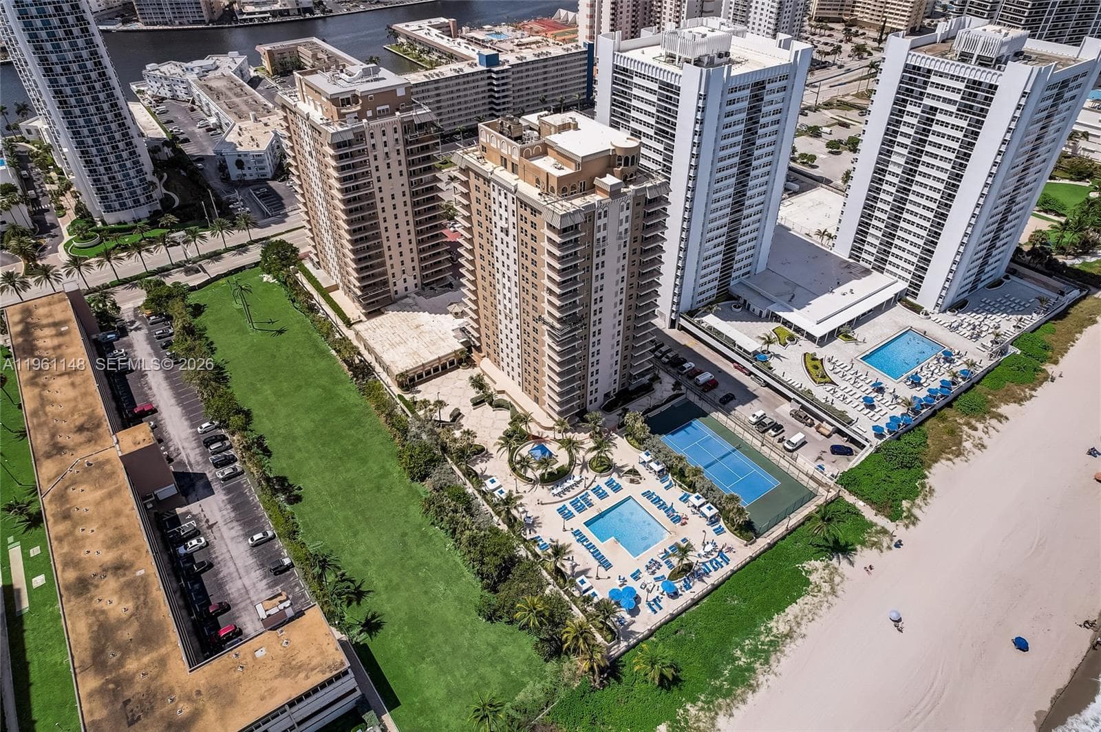 MALAGA TOWERS CONDO · #17D in Hallandale Beach - Photo 44