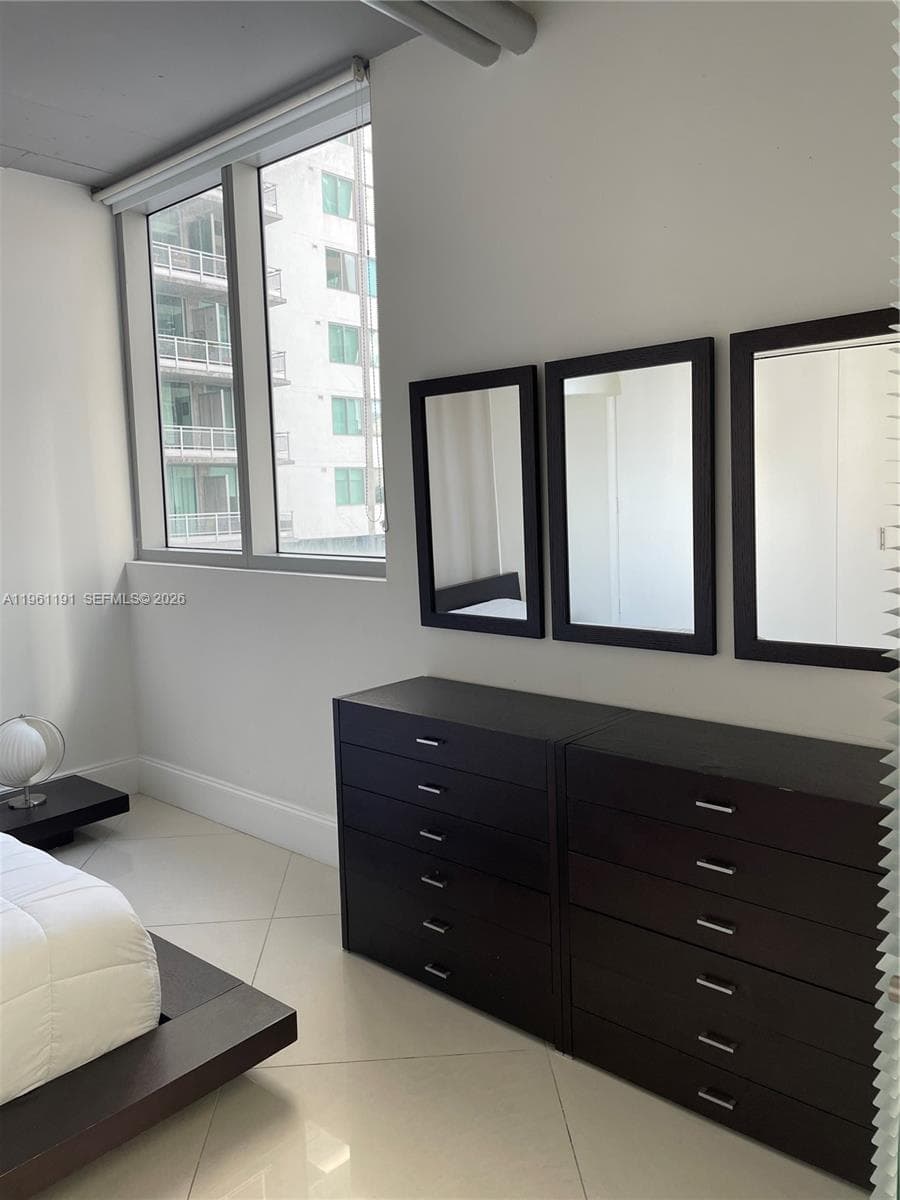 NEO VERTIKA CONDO · #1021 in Miami - Photo 7