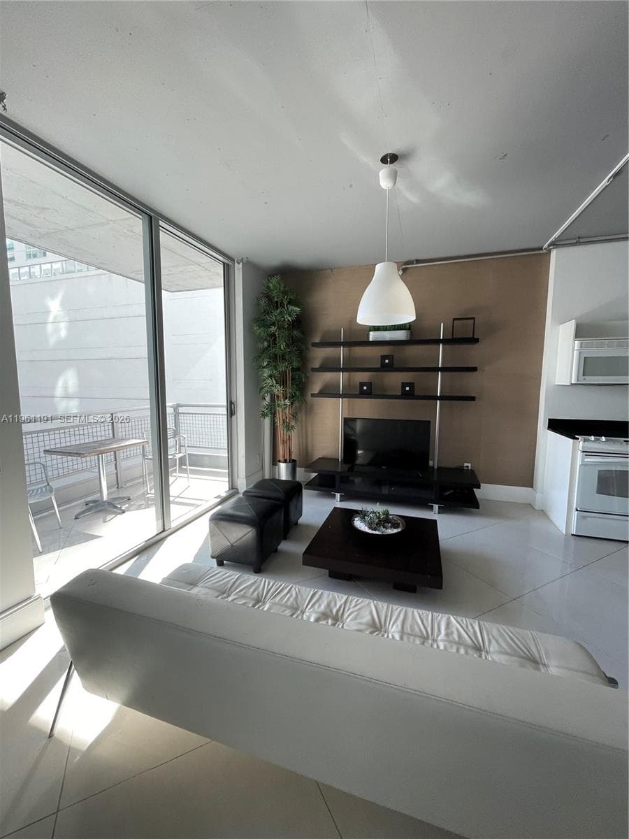 NEO VERTIKA CONDO · #1021 in Miami - Photo 15