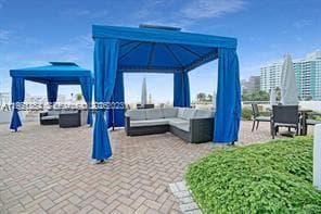 THE CARRIAGE HOUSE CONDO · #223 in Miami Beach - Photo 16