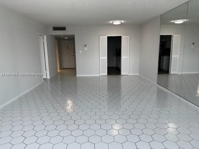 THE CARRIAGE HOUSE CONDO · #223 in Miami Beach - Photo 25