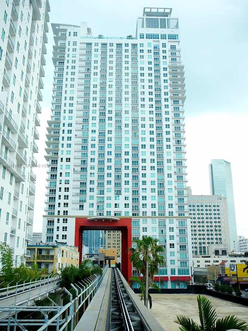 Loft Downtown II · #2511 in Miami - Photo 11