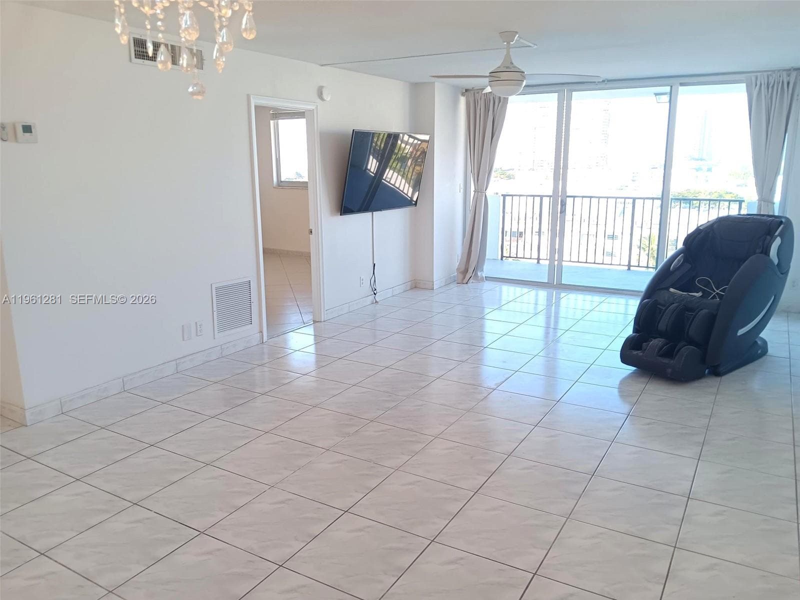 CORAL ISLE EAST CONDO · #1007 in North Miami Beach - Photo 8