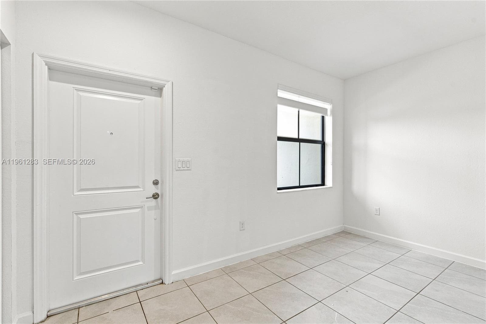 11831 SW 246th Ter photo 2