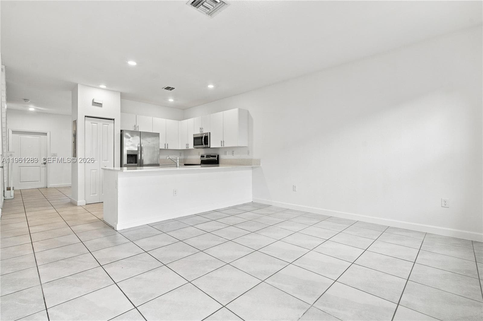 11831 SW 246th Ter photo 9