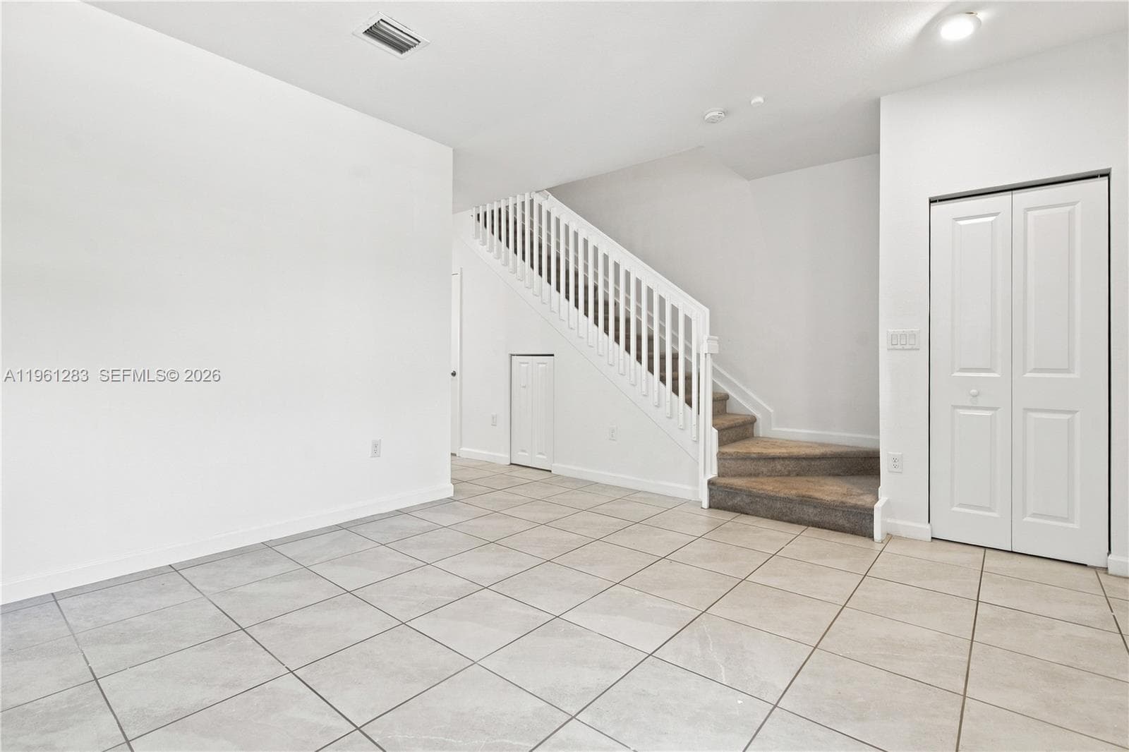 11831 SW 246th Ter photo 4