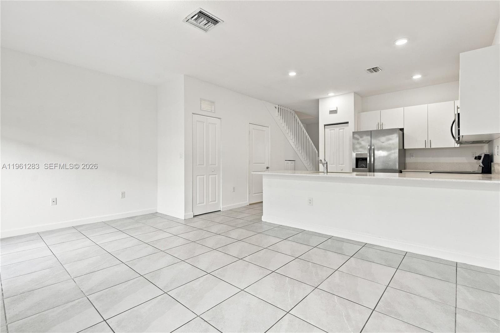 11831 SW 246th Ter photo 8