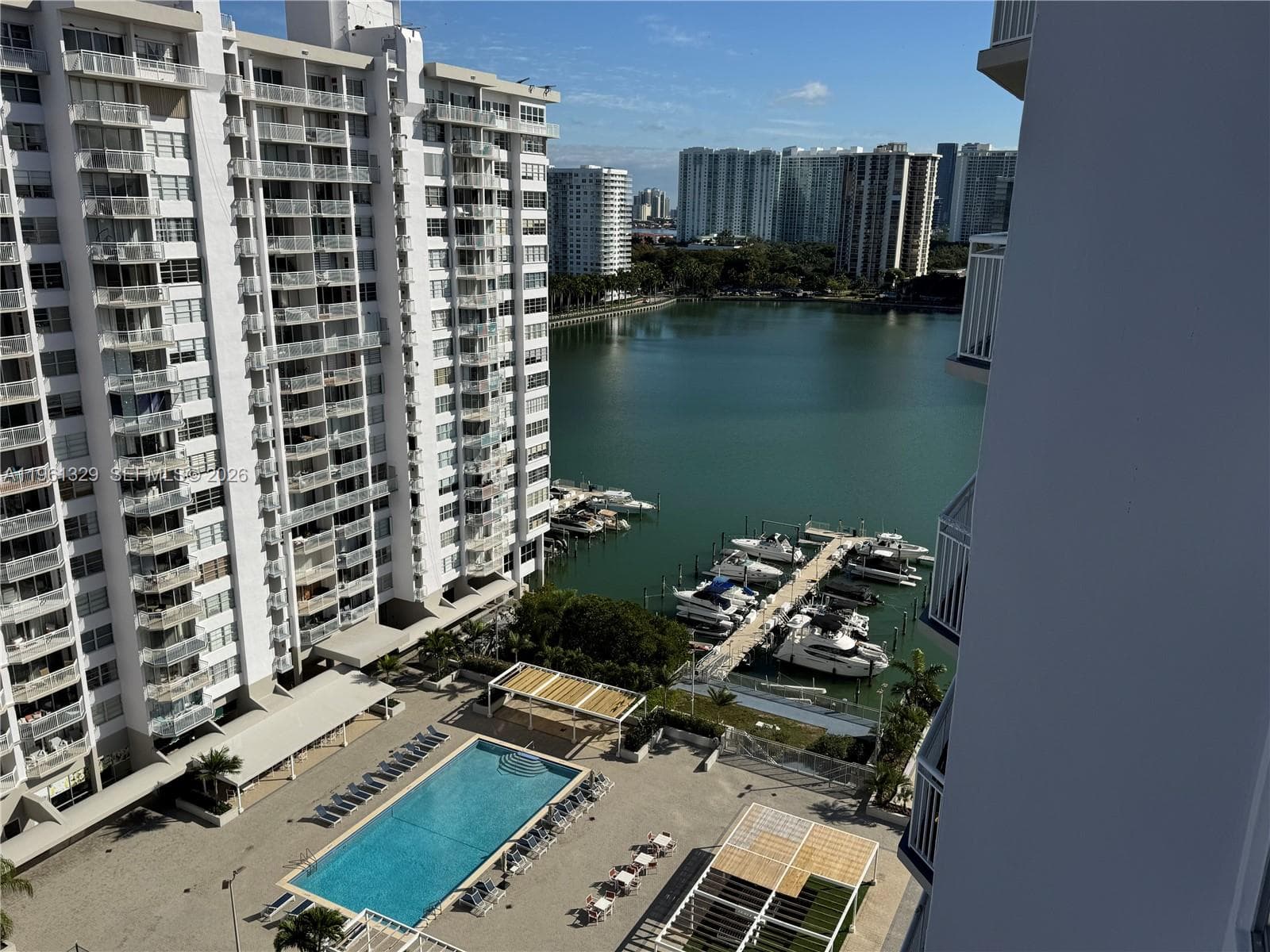 DEL PRADO MARINA · #1701 in Aventura - Photo 23
