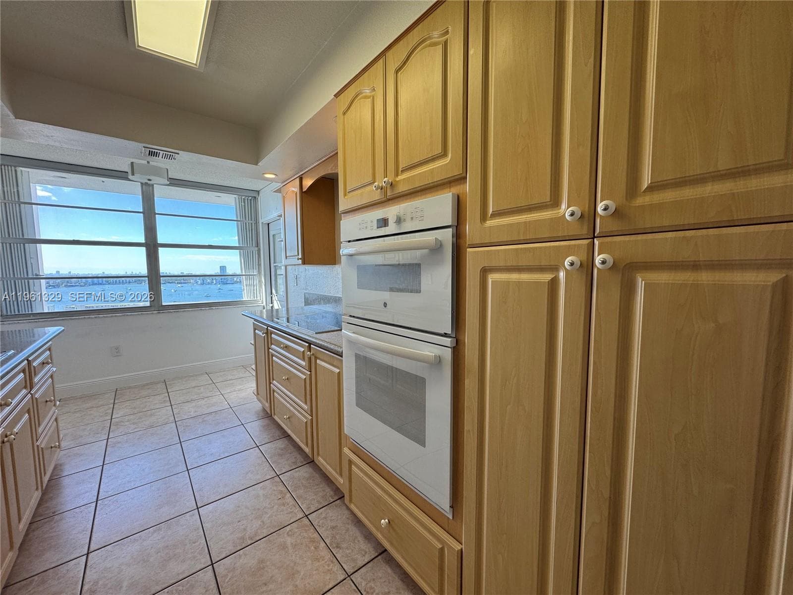 DEL PRADO MARINA · #1701 in Aventura - Photo 6