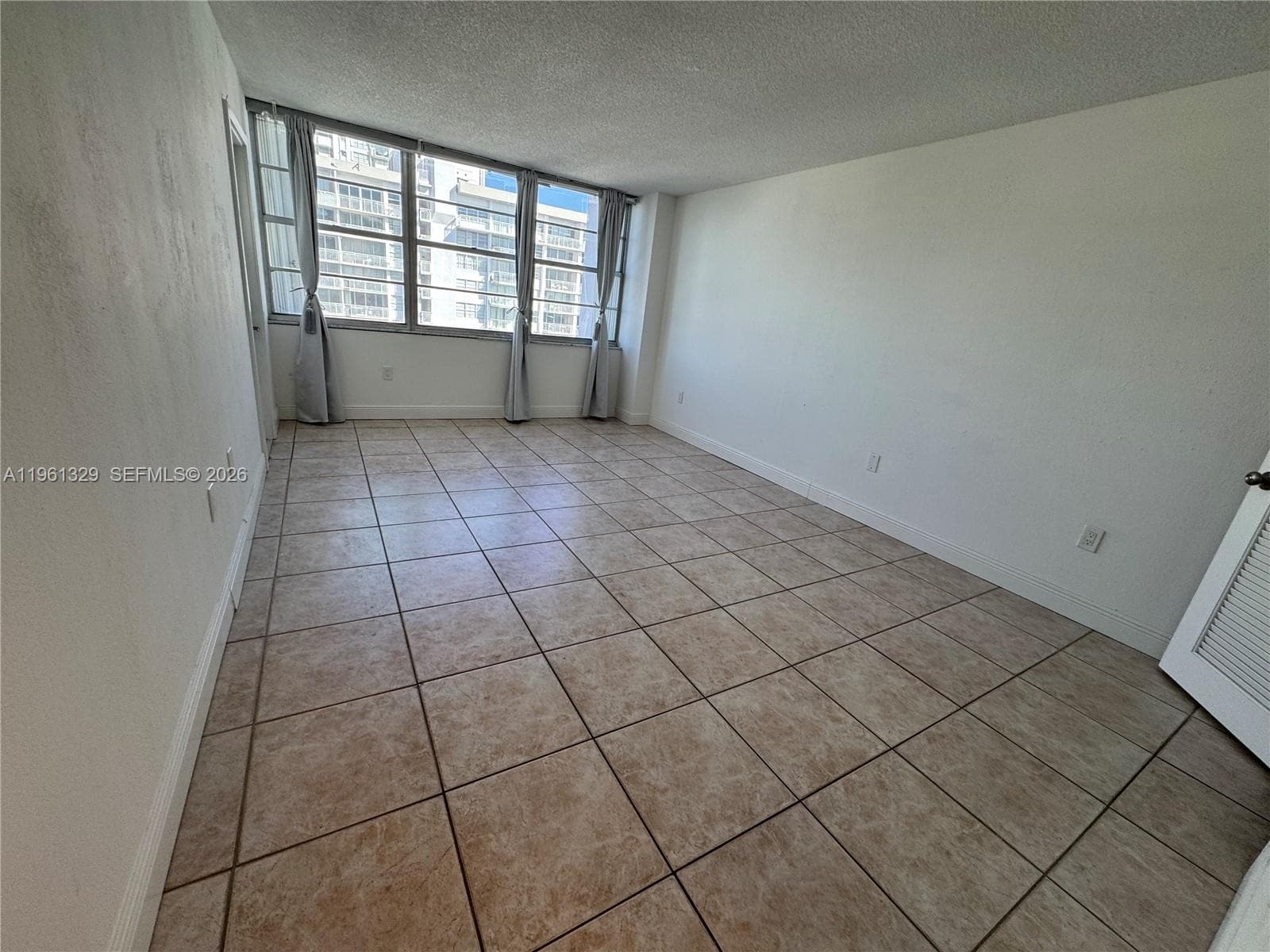 DEL PRADO MARINA · #1701 in Aventura - Photo 20