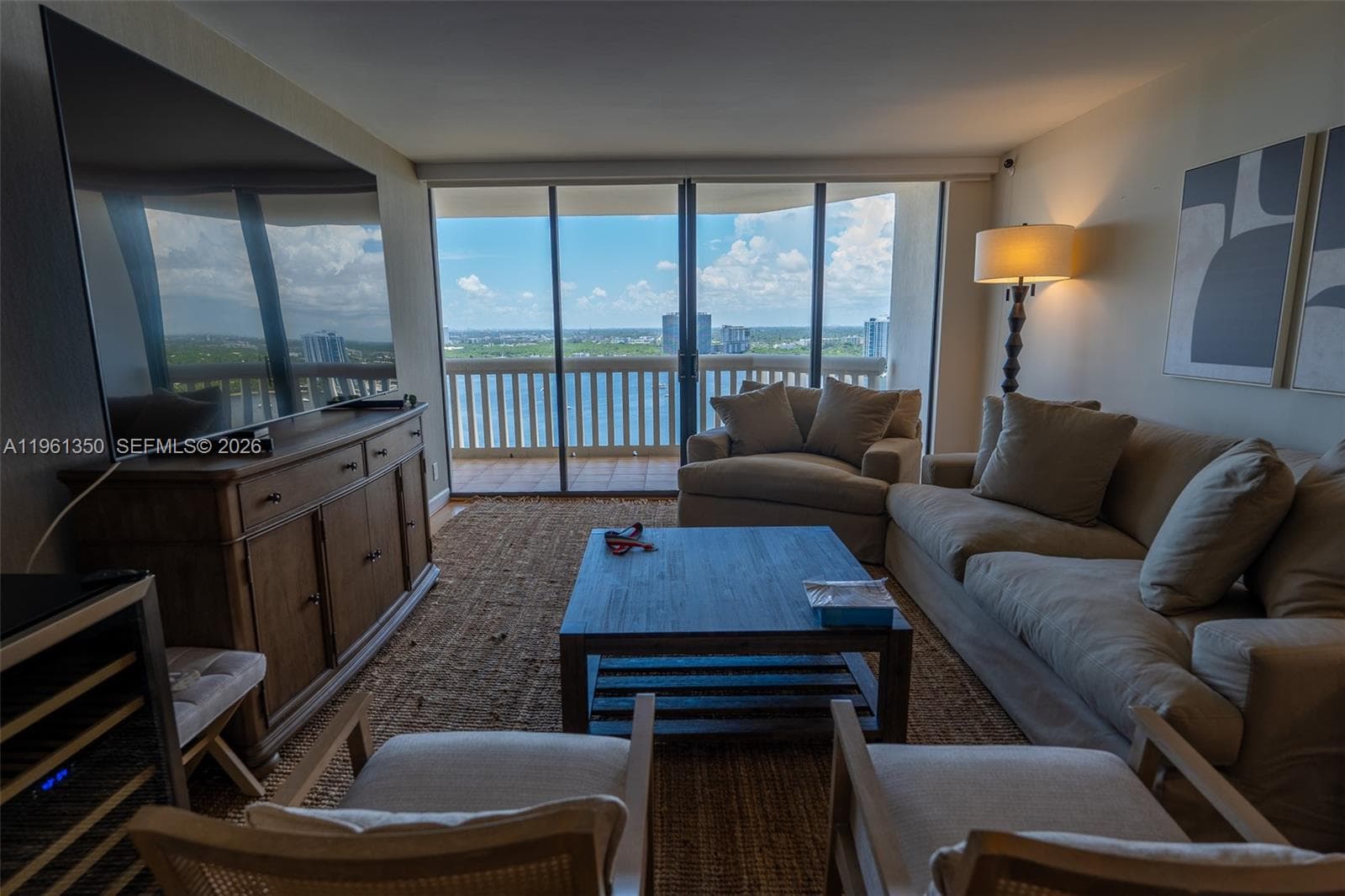 1000 ISL BLVD WILLIAMS IS · #2812 in Aventura - Photo 1