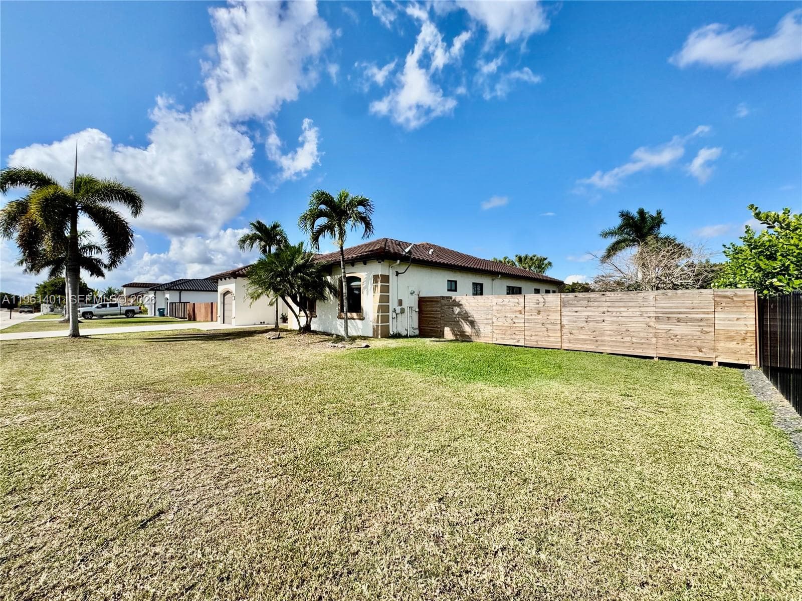 20449 SW 328th St photo 6