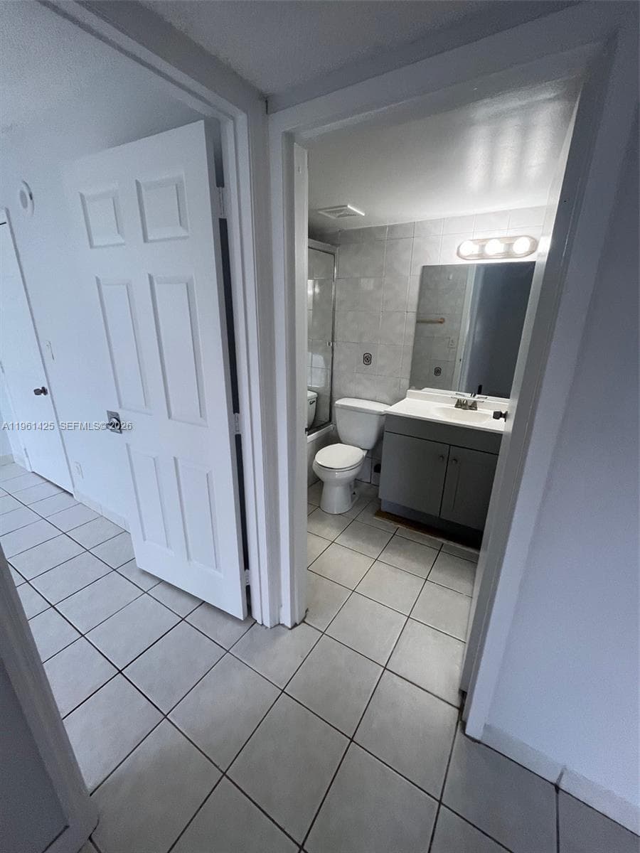PLAZA OF AMERICAS CONDO P · #508 in Sunny Isles Beach - Photo 18