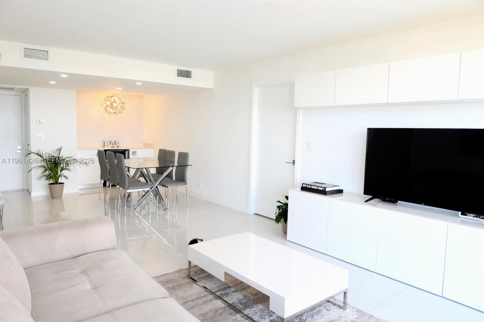 Coronado Condominium · #1422 in Aventura - Photo 9