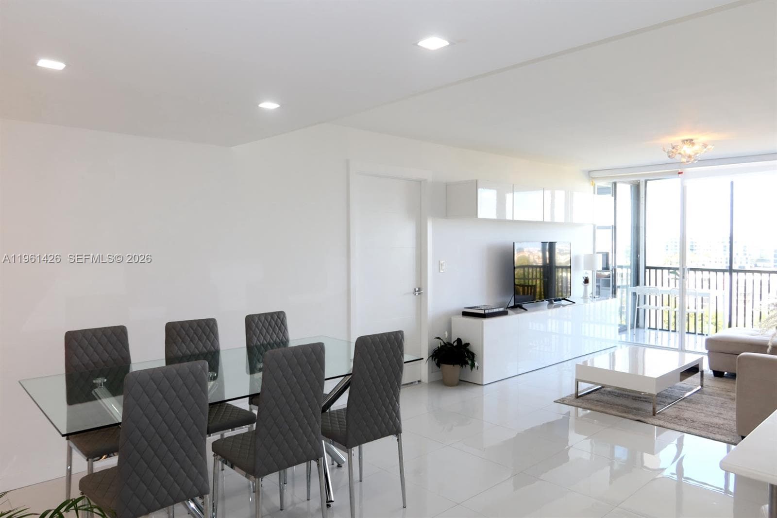 Coronado Condominium · #1422 in Aventura - Photo 8