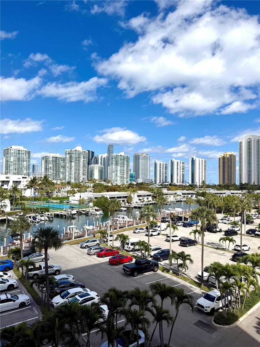 COASTAL TOWERS CONDO · #524 in Sunny Isles Beach - Photo 18